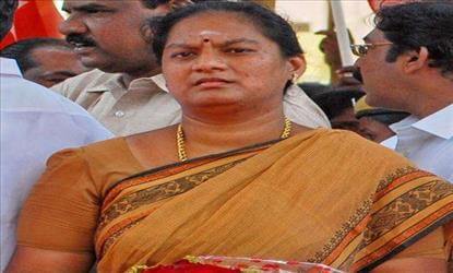 சுற்றி வளைக்காம பதில் சொல்லுங்கம்மா... நிருபர்கள் 